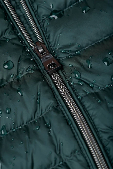 Ivy Green Geox Respira Lightweight Down Gilet - Image 4